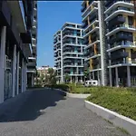 Waterfront Buda Hills Views&free Parking