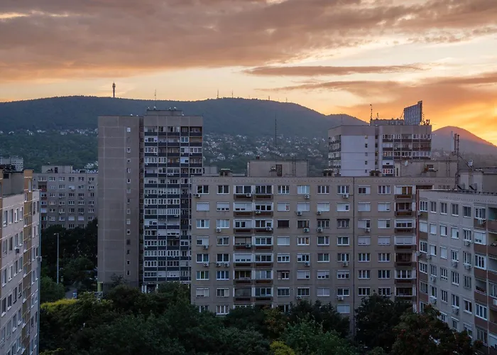 Appartement Waterfront Buda Hills Views&free Parking *